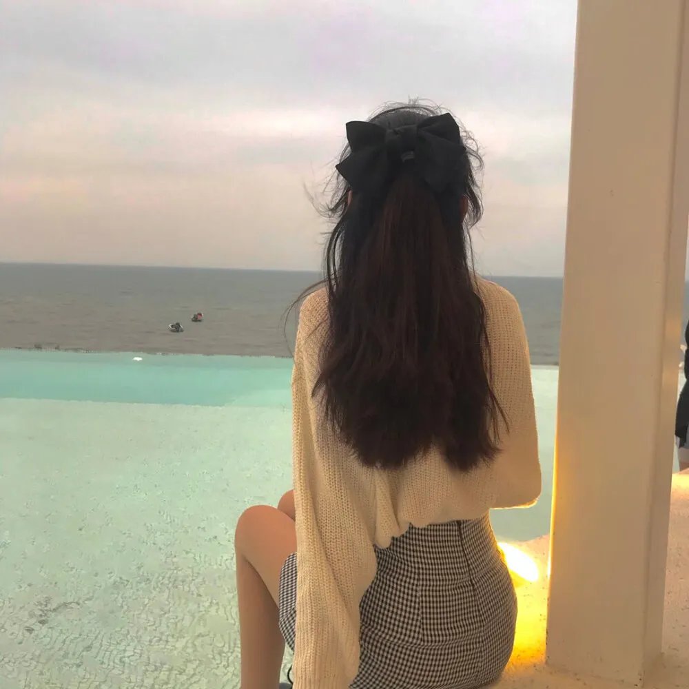 认识的妻子 封面